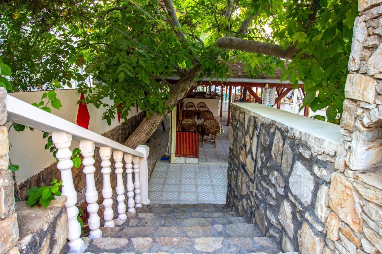 Tayfun Apart Hotel Öludeniz Exteriör bild