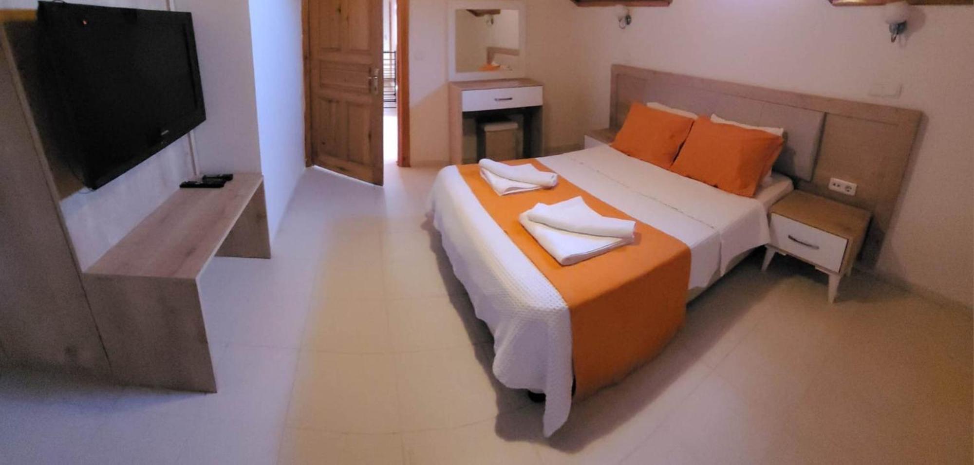 Tayfun Apart Hotel Öludeniz Exteriör bild